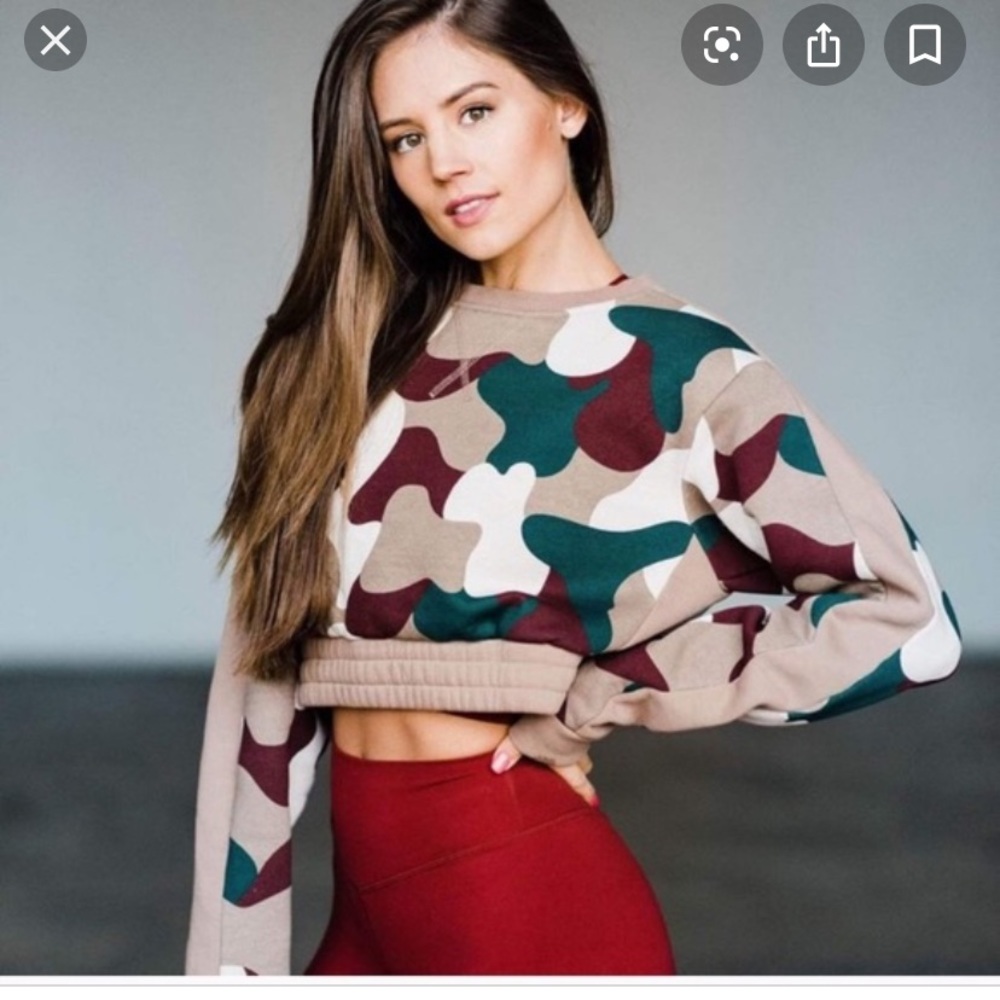 Cropped sweatshirt